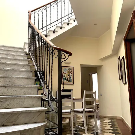 Domo Achenza Πανσιόν 3*