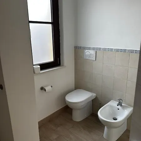 Guest house Domo Achenza 2*