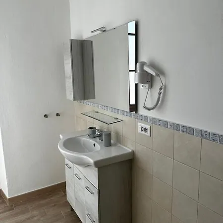 Domo Achenza 테랄바